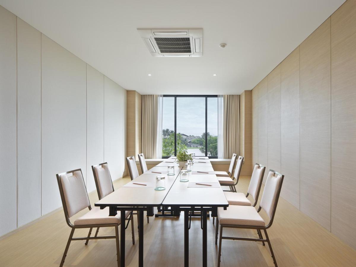 Neera Retreat Hotel Nakhon Pathom Ngoại thất bức ảnh