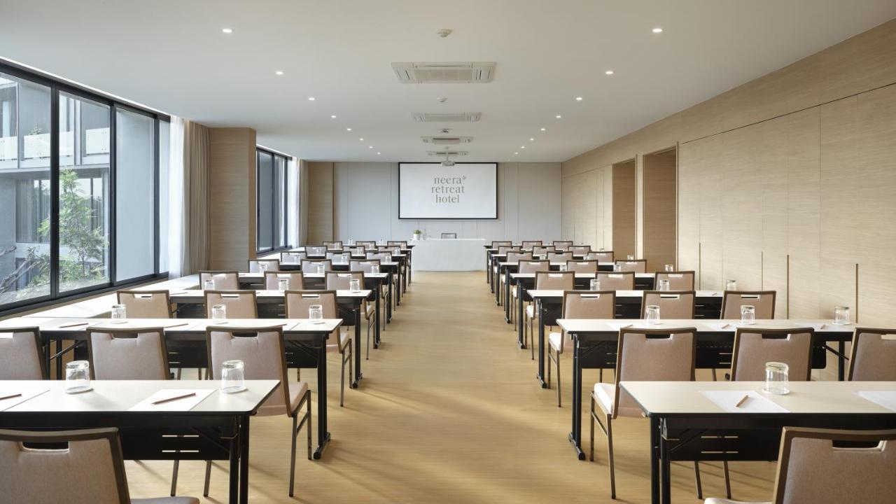 Neera Retreat Hotel Nakhon Pathom Ngoại thất bức ảnh